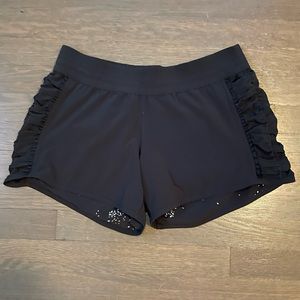 Lululemon scrunch athletic shorts